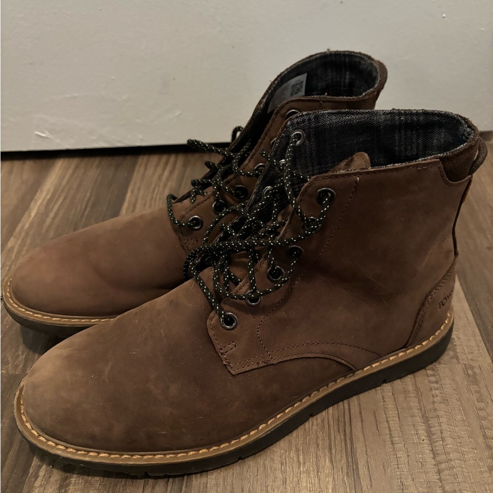 Brown Toms hillside boots